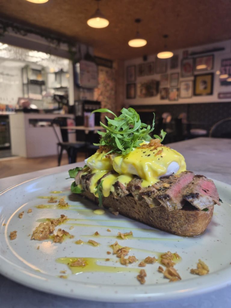 att.THJoL77axWee_bJBqkdJ8ag7c7gU32tp3SHLY83NI_E